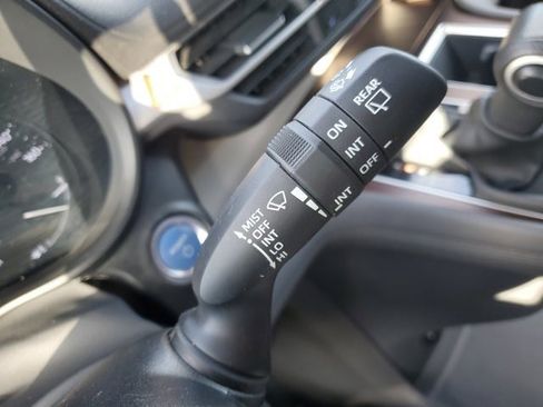 Used 2023 Toyota Sienna XLE image 25