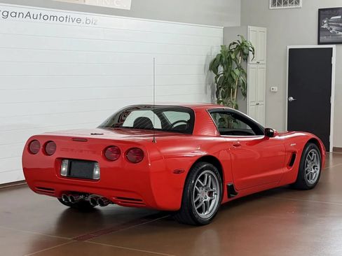 Used 2001 Chevrolet Corvette Z06 w/ Memory Pkg RWD image 3
