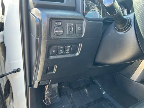 Used 2021 Toyota 4Runner Limited AWD/4WD image 20