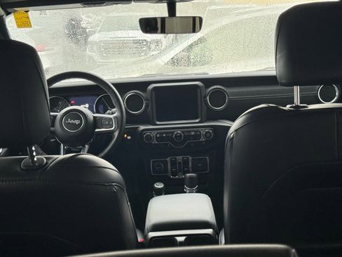 Used 2023 Jeep Wrangler Unlimited Sahara w/ Cold Weather Group image 23