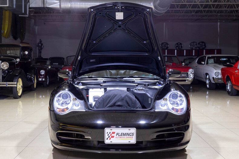 Used 2004 Porsche 911 Carrera RWD image 39