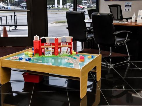 Used 2023 RAM 3500 Tradesman image 14