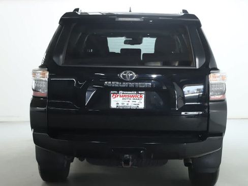 Certified 2024 Toyota 4Runner SR5 Premium w/ Moonroof Package AWD/4WD image 43