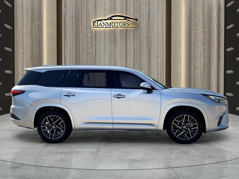 Used 2025 Lexus TX 350 AWD image 8