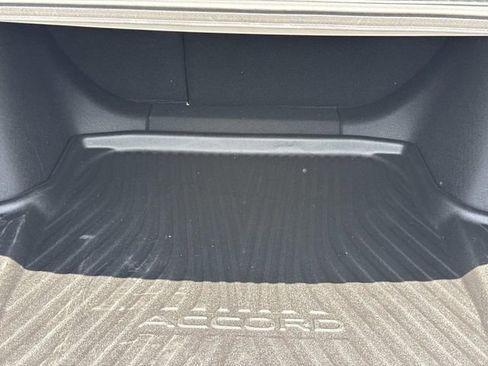 Used 2025 Honda Accord SE image 18