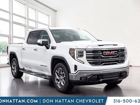 Used 2023 GMC Sierra 1500 SLT w/ SLT Premium Plus Package AWD/4WD image 24