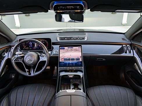 Used 2023 Mercedes-Benz S 500 4MATIC w/ AMG Line image 38