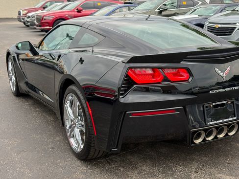 Used 2016 Chevrolet Corvette Stingray Coupe w/ 2LT Preferred Equipment Group RWD image 13