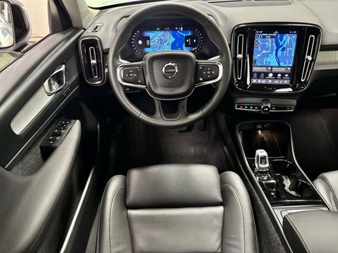 Used 2026 Volvo XC40 B5 Plus w/ Protection Package Premier AWD/4WD image 2
