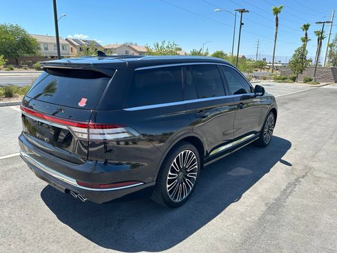 Used 2024 Lincoln Aviator Black Label w/ Dynamic Handling Package AWD/4WD image 11