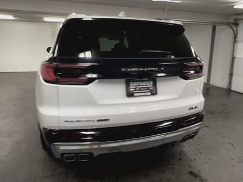 Certified 2025 GMC Acadia Denali AWD/4WD image 7