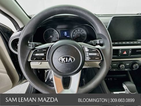 Used 2021 Kia Forte LXS FWD image 11
