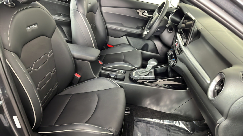 Used 2024 Kia Forte GT-Line w/ GT-Line Premium Package FWD image 20