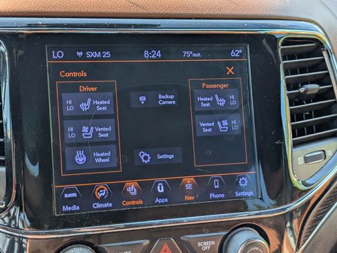 Used 2019 Jeep Grand Cherokee Summit w/ Platinum Series Group AWD/4WD image 26