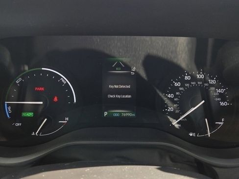 Used 2021 Toyota Sienna XSE image 33