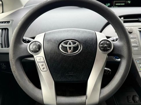 Used 2013 Toyota Prius Prime Plug-In Hybrid image 12