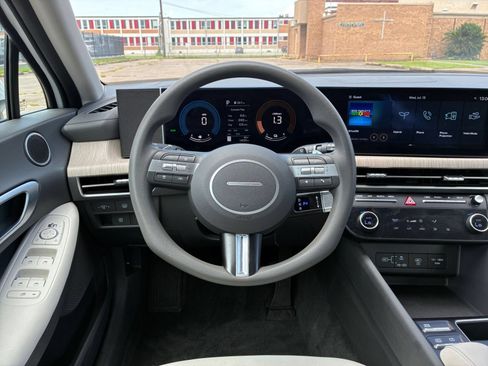 Used 2026 Hyundai Sonata Blue FWD image 29