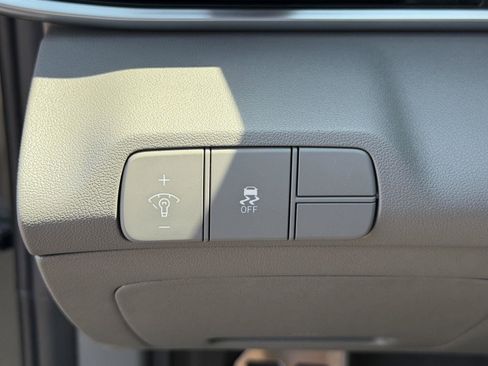 New 2026 Hyundai Elantra SEL Sport FWD image 16