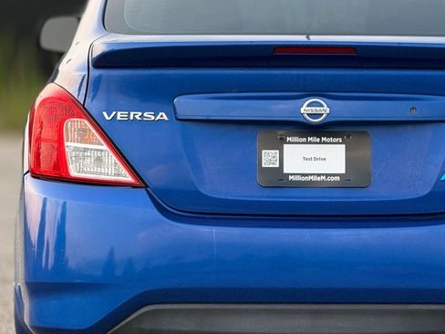 Used 2015 Nissan Versa S Plus FWD image 13