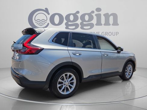 Certified 2023 Honda CR-V EX image 5
