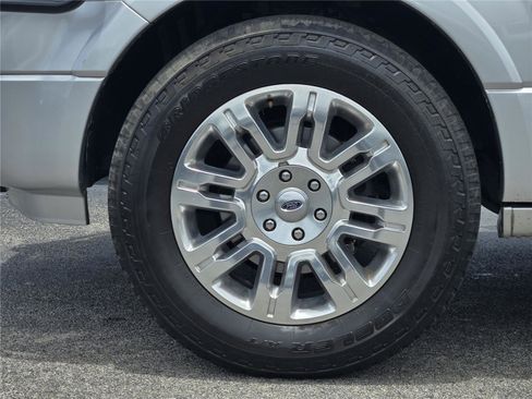 Used 2012 Ford Expedition Limited AWD/4WD image 10