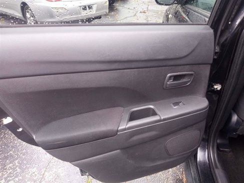 Used 2014 Mitsubishi Outlander Sport ES image 15