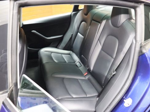 Used 2022 Tesla Model 3 Long Range image 38