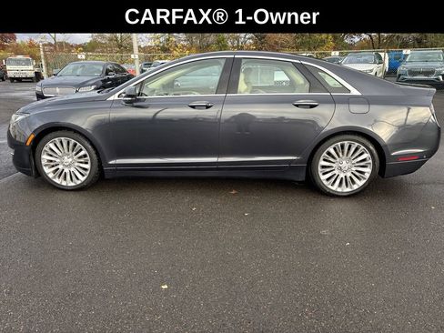 Used 2014 Lincoln MKZ AWD w/ Equipment Group 102A Reserve image 2