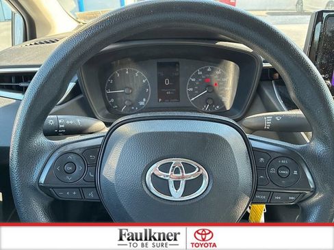 Used 2023 Toyota Corolla LE w/ Carpet Mat Package (TMS) FWD image 24