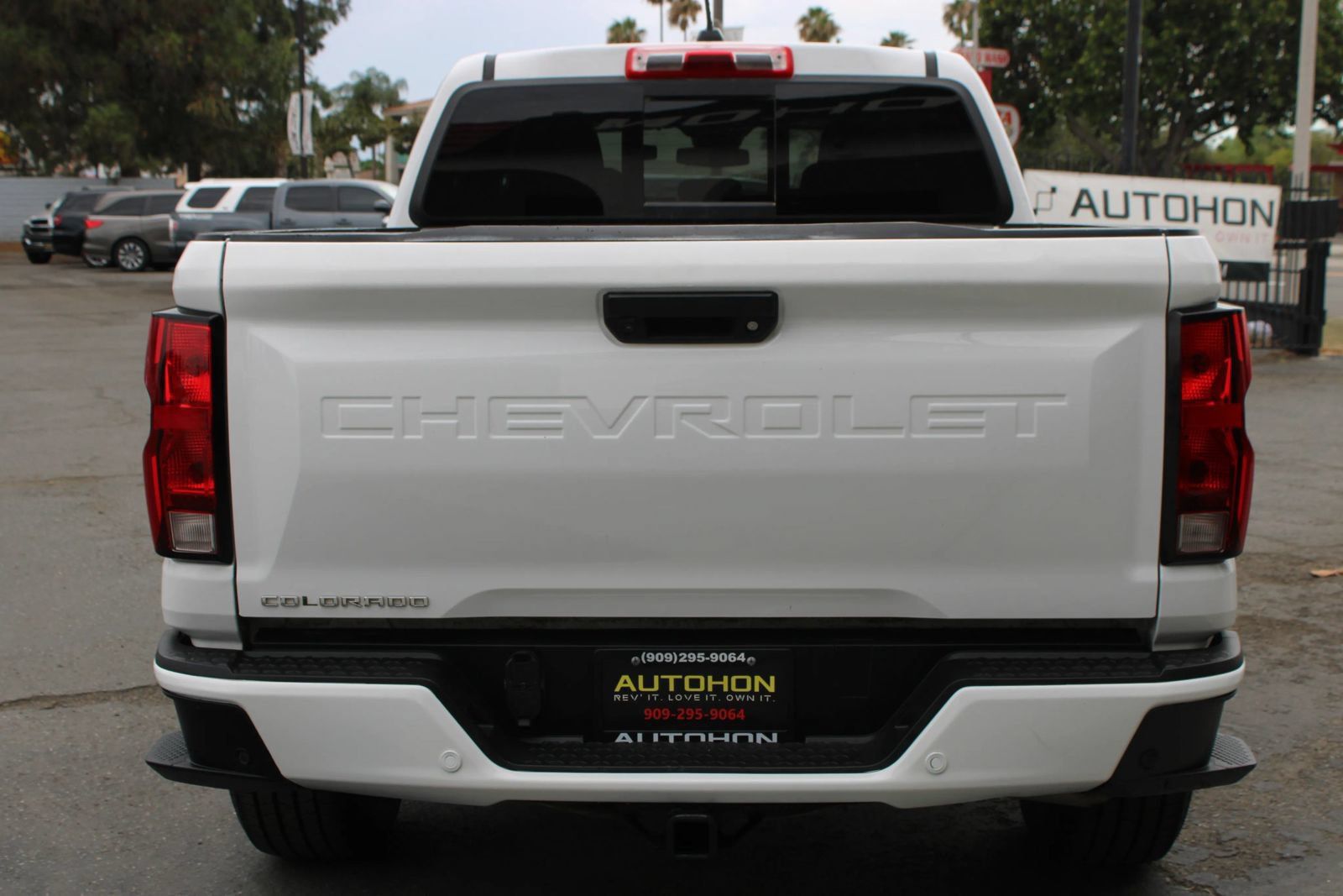 Used 2024 Chevrolet Colorado Trail Boss w/ Technology Package AWD/4WD image 35