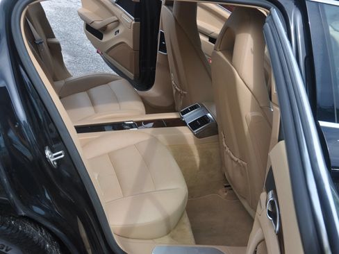 Used 2013 Porsche Panamera 4S image 20