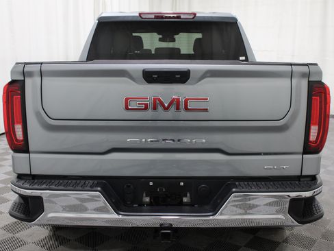 Used 2025 GMC Sierra 1500 SLT RWD image 30
