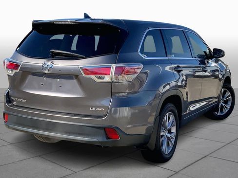 Used 2016 Toyota Highlander LE image 13