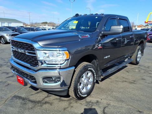 Used 2022 RAM 2500 Big Horn w/ Level B Equipment Group image 8
