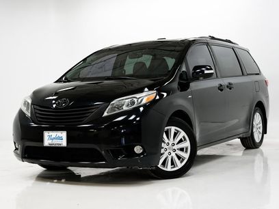 Used 2017 Toyota Sienna Limited Premium w/ Outdoor Package