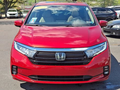 Used 2023 Honda Odyssey Touring image 2