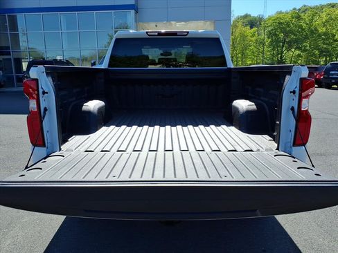 New 2026 Chevrolet Silverado 1500 RST w/ Z71 Off-Road Package AWD/4WD image 4