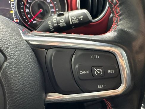 Used 2022 Jeep Wrangler Unlimited Rubicon w/ LED Lighting Group AWD/4WD image 16