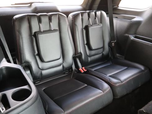 Used 2019 Ford Explorer Sport AWD/4WD image 22
