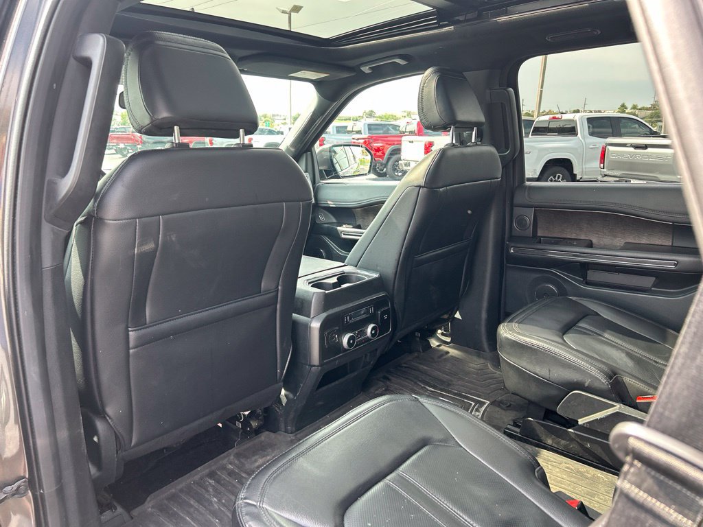 Used 2021 Ford Expedition Limited AWD/4WD image 36