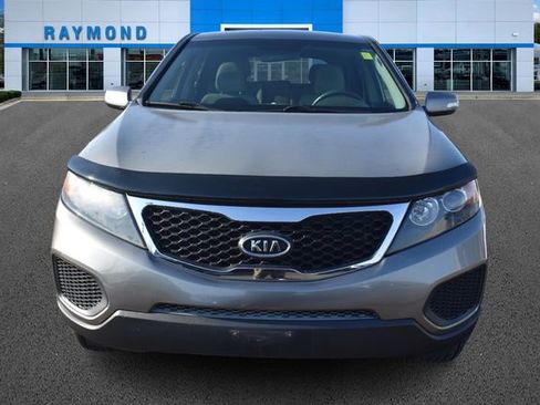 Used 2012 Kia Sorento LX image 8
