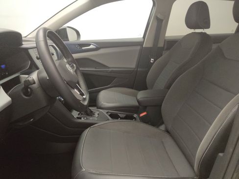 Used 2022 Volkswagen Taos SE image 17