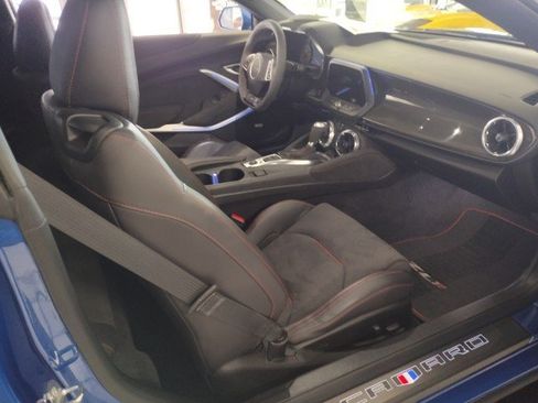 Used 2018 Chevrolet Camaro ZL1 w/ LPO, ZL1 Protection Package RWD image 11