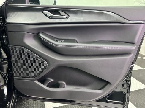 New 2025 Jeep Grand Cherokee Laredo X image 20