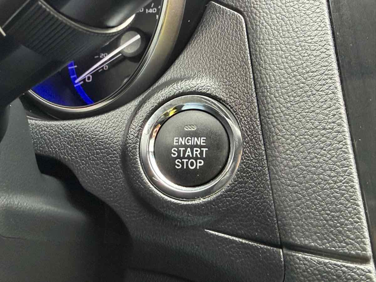 Used 2017 Subaru Legacy 2.5i Limited AWD/4WD image 21