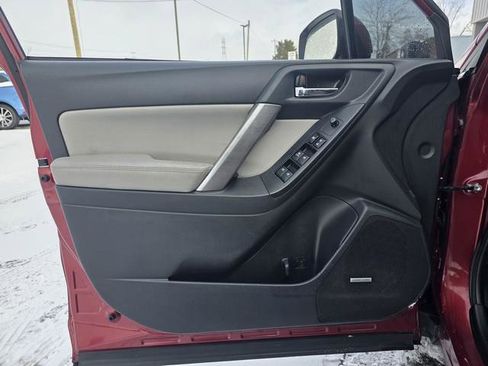 Used 2016 Subaru Forester 2.5i Touring w/ Popular Package #2 image 8