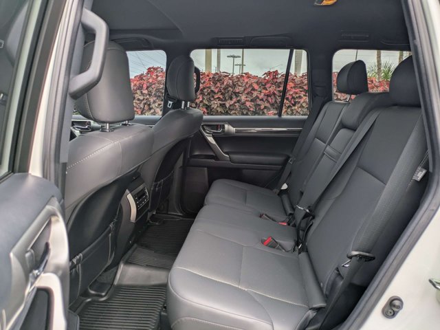 Used 2023 Lexus GX 460 Premium w/ Premium Package AWD/4WD image 13