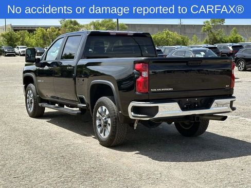 Certified 2024 Chevrolet Silverado 2500 LT AWD/4WD image 3