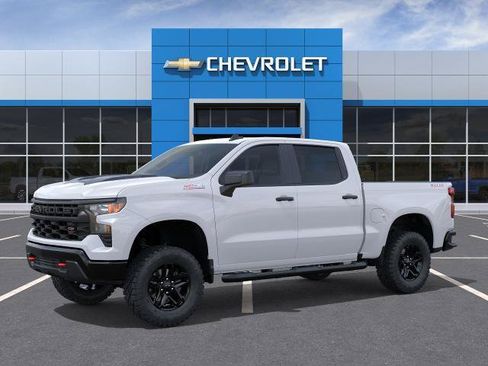 New 2026 Chevrolet Silverado 1500 Custom Trail Boss w/ LPO, Dark Essentials Package AWD/4WD image 2