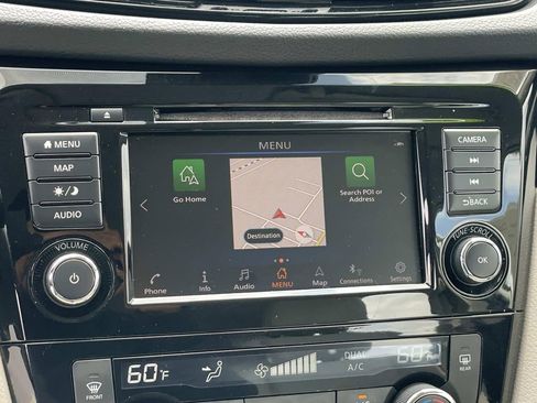 Used 2022 Nissan Rogue Sport SL image 10